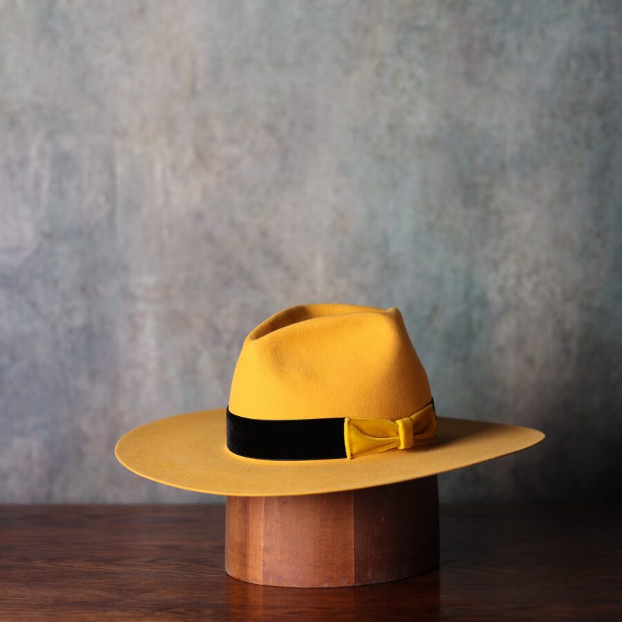 Yellow Arrowhead Crown Velvet Trim Felt Hat